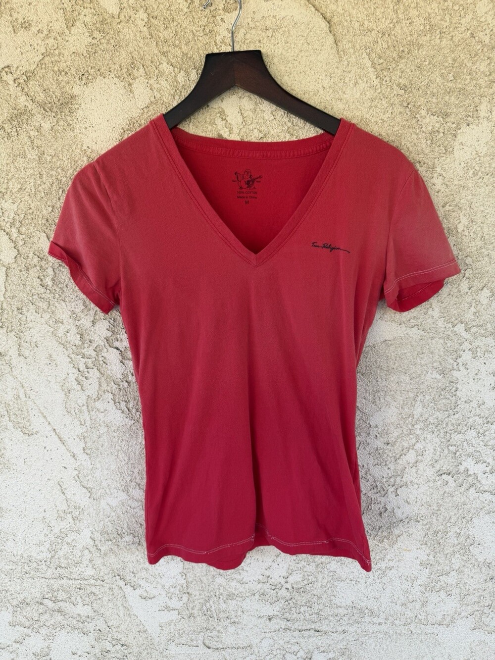 True Religon Big Hs V Neck Red T-Shirt Womens Size M